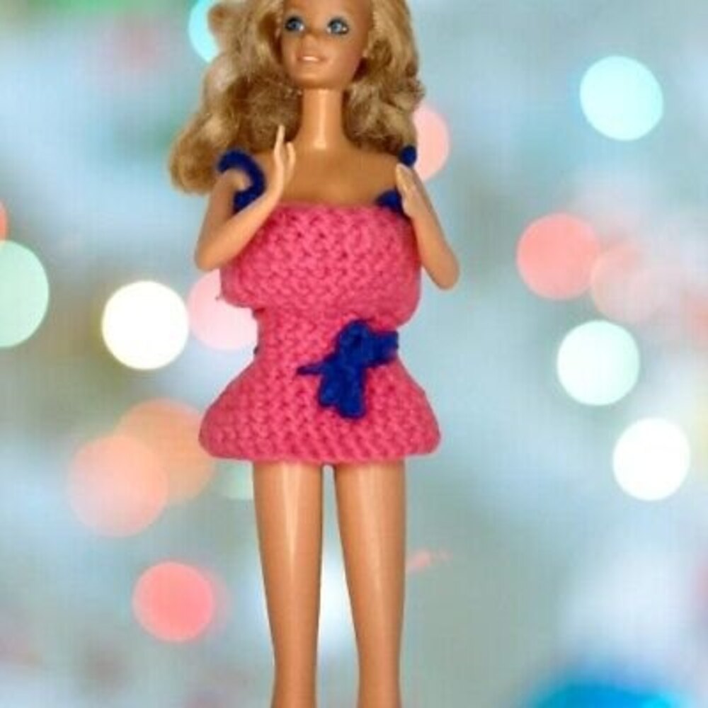 vtg Mommy-Made Handmade Barbie Fashion Doll Hot Pink Knit Crochet Yarn Dress